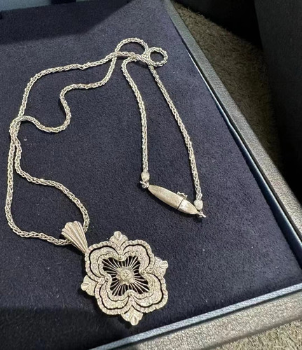 柏诗艾菲四叶草项链女925银饰镀18k拉丝工艺小众设计新中式礼物