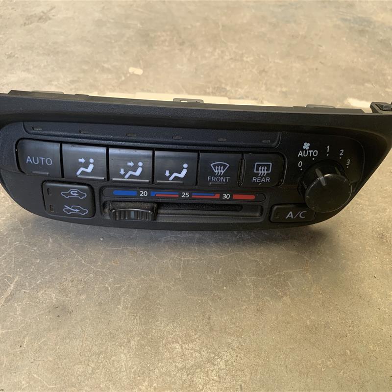 适配进口尼桑阳光n16空调面板空调开关 ac开关空调控制开关