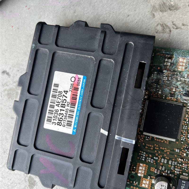 三菱欧蓝德 劲炫 变速箱电脑板 波箱电脑  31036 AA64A 8631B131