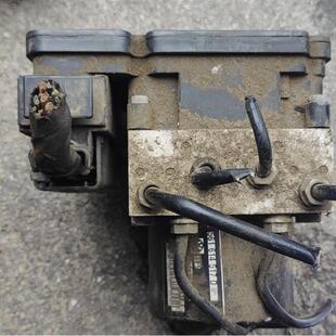 大众新帕萨特ABS泵总成/561907379D 561614517D/ 561614517C/B/E