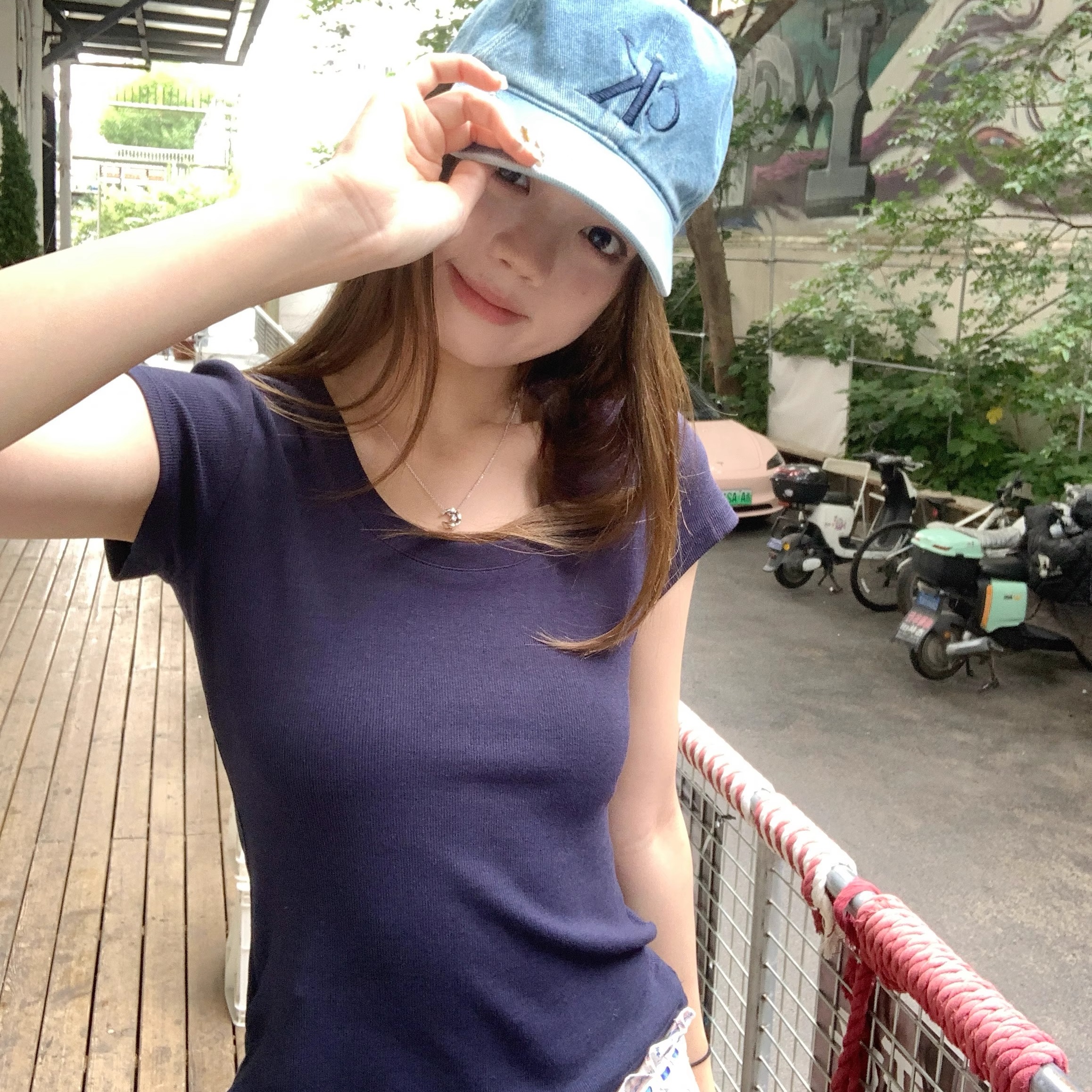 夏季基础款百搭休闲正肩短袖T恤