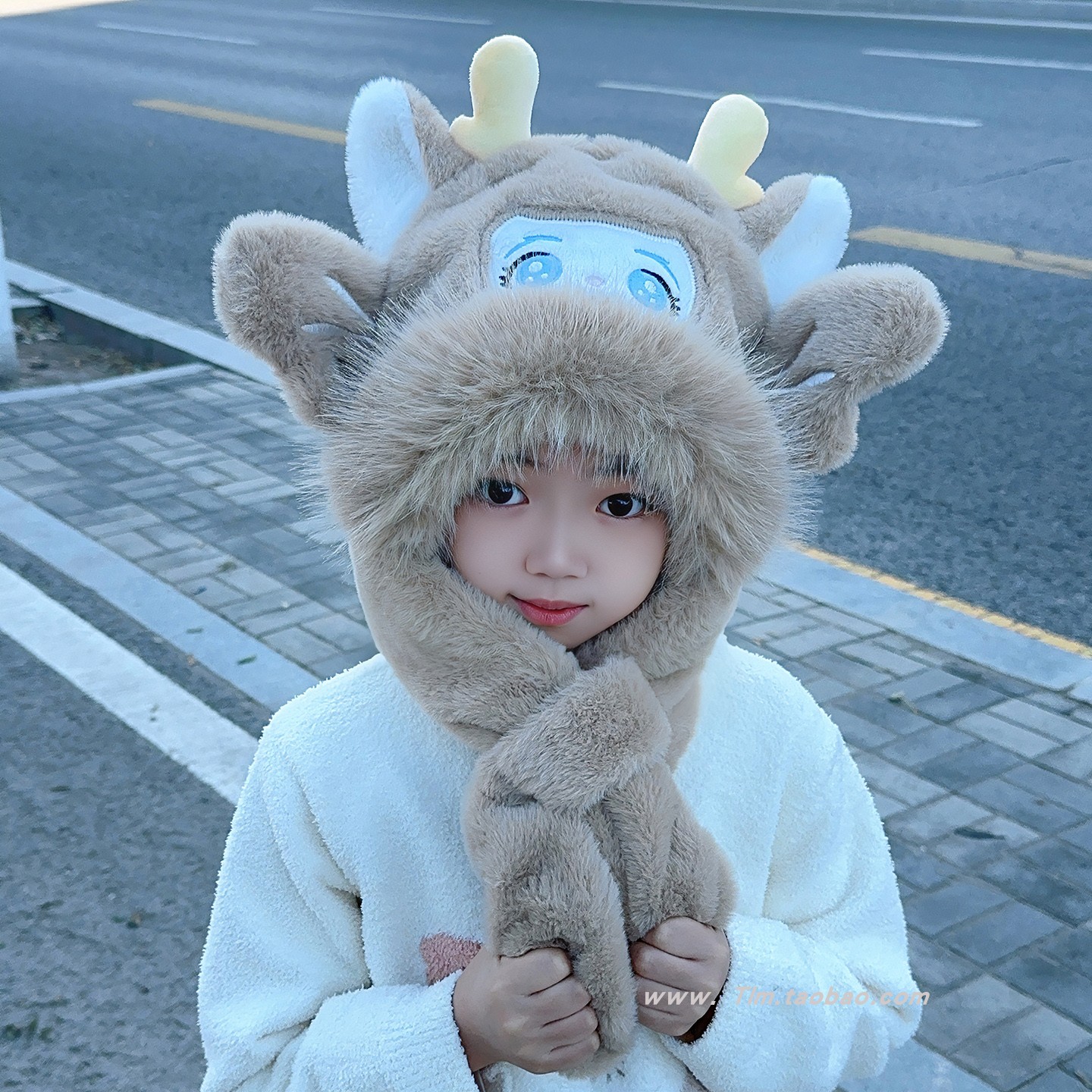 耳朵会动鹿角宝宝帽子冬季超萌