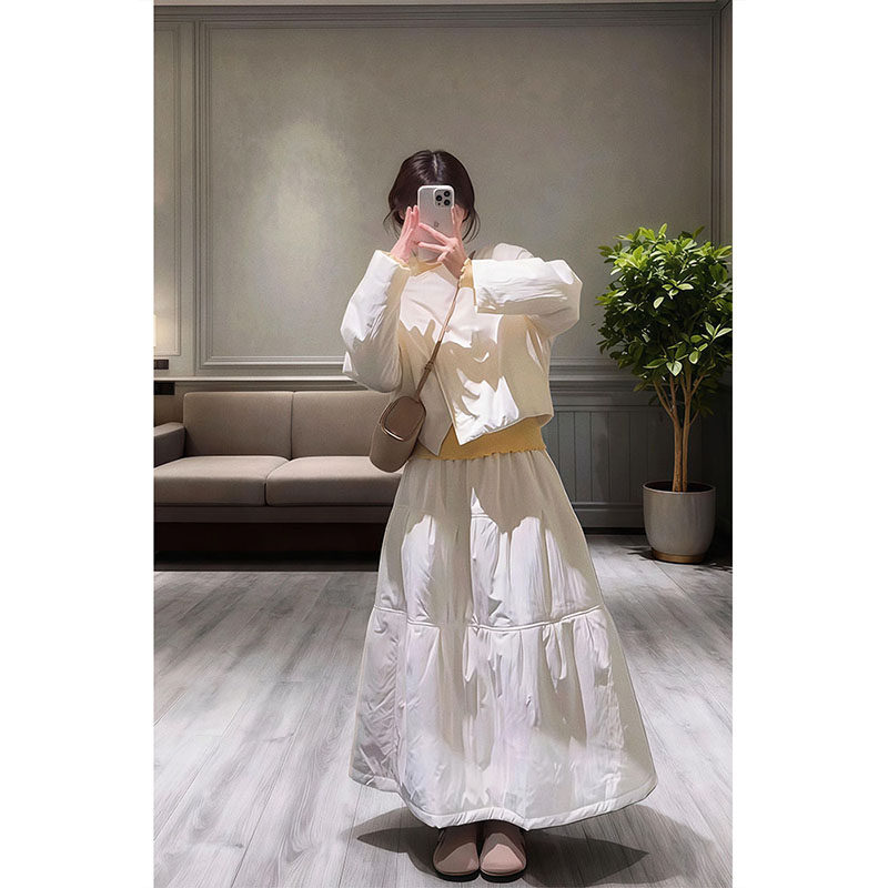 甜美温柔风白色保暖棉衣外套内搭打底衫蓬蓬半身裙套装