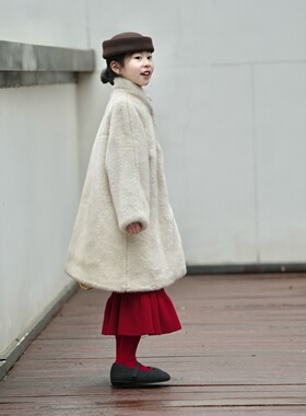 TOUKIDS2025新款儿童奶白环保母貂毛毛皮草外套