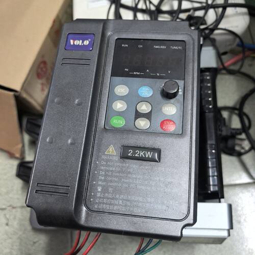 VOLO沃陆变频器VL2800T0022GB 2.2KW 三