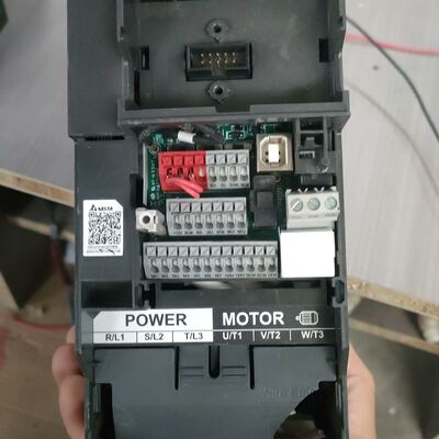 台达变频器VFD7A5MS21ASAA 实物图 没面板 没盖