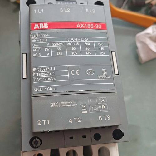 接触器 AX185-30