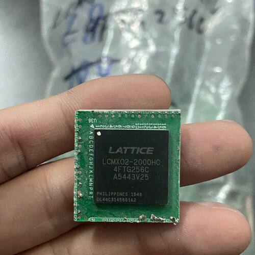 LCMXO2-2000HC-4FTG256C 芯片