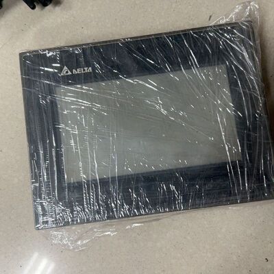台达触摸屏DOP-B07S411  24V供电 带接口线