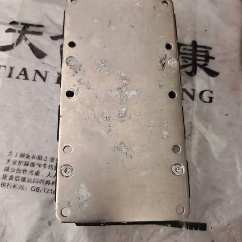 英飞凌FF900R12IE4 成色漂亮 无磕无碰无划痕 就剩