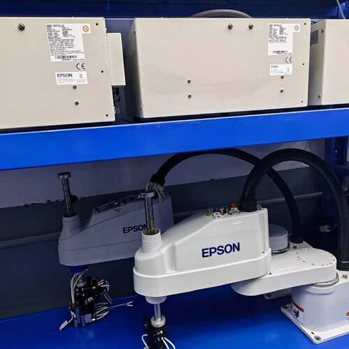 EPSON工业机器人两套 LS6-502S、LS6-B