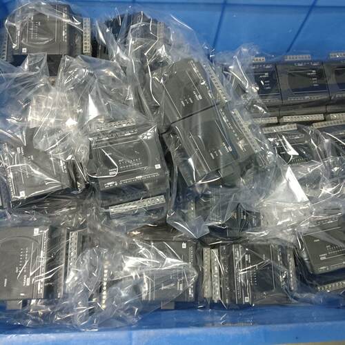 PLC扩展模块DVP16XN211R、DVP02DA-