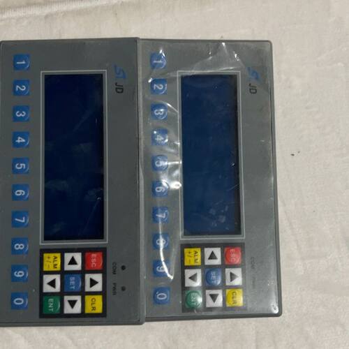 SLJD文本显示器 型号MD 306L 成色很新 功能包好
