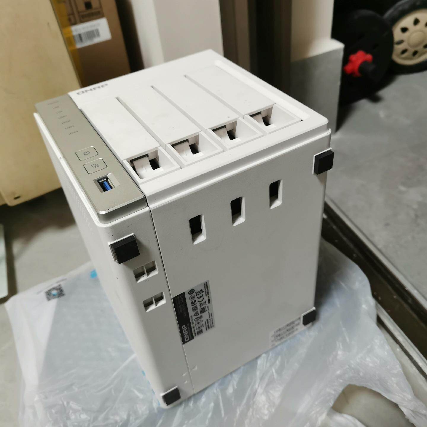 威联通TS431p2 功能正常成色好 450自取 需要邮寄买