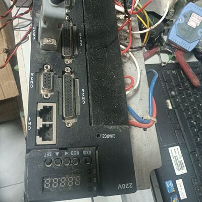 东菱伺服驱动器EPS-M1-080808AA-3100 拆机