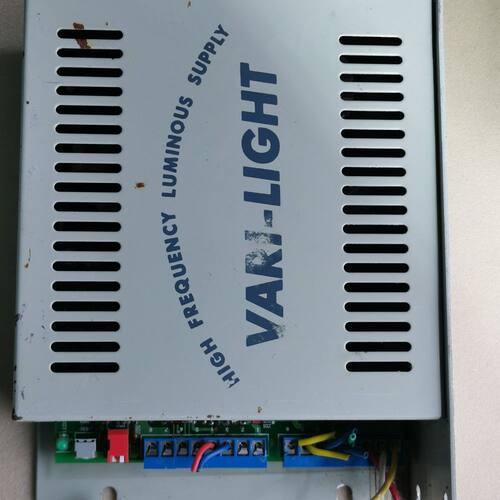 LSC-L20S VARI-LIGHT 高频电源驱动器 AC