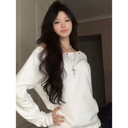 设计感小众斜肩彩色扣子长袖t恤女春秋宽松潮牌百搭露肩白色上衣