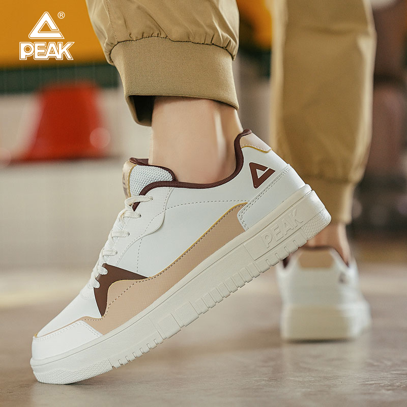 匹克轻弹科技板鞋皮面情侣小白鞋