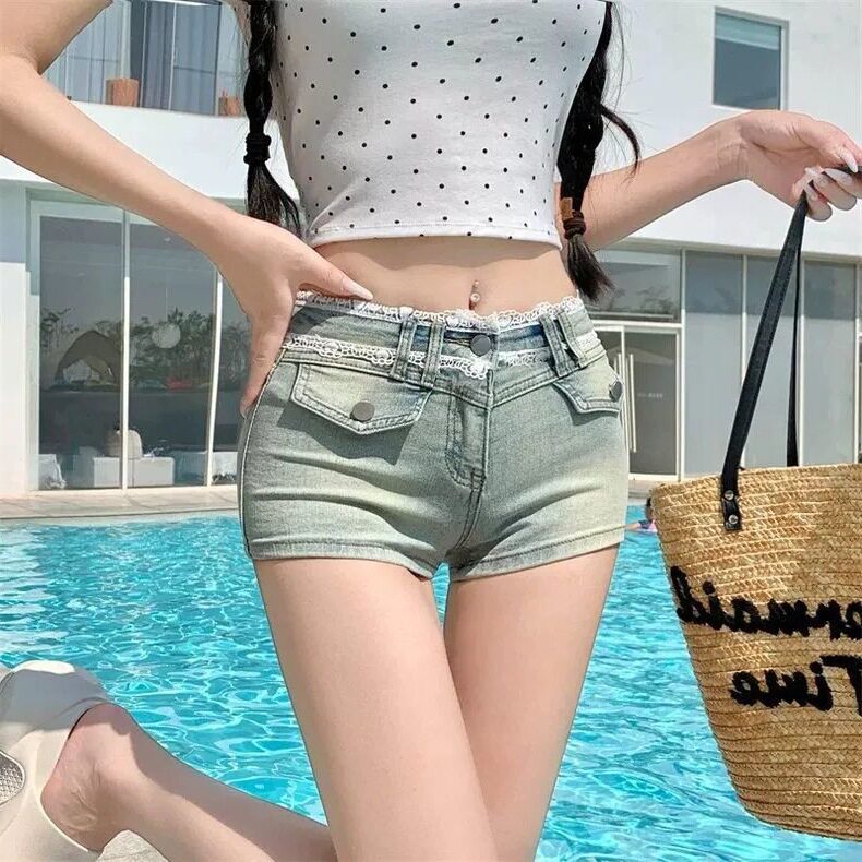 【韩牛】ins辣妹风蕾丝边拼接低腰牛仔短裤女紧身显瘦包臀a字热裤