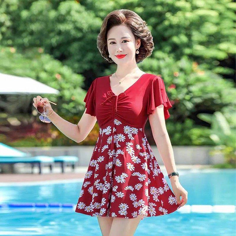 妈妈泳衣中老年保守高级感2026新款女士连体遮肚显瘦大码温泉泳装