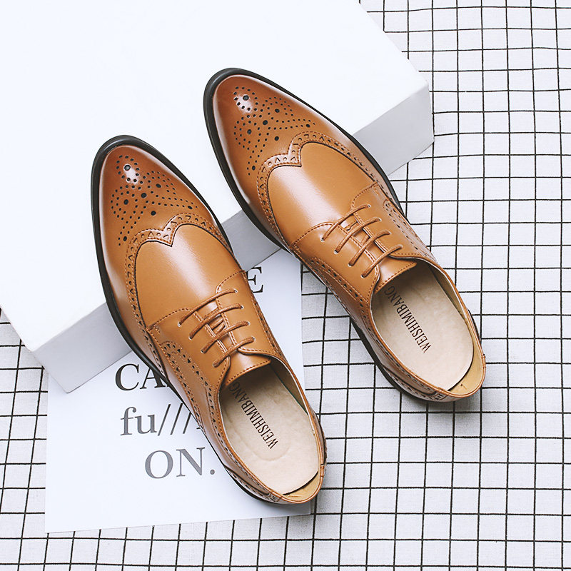 LEATHER SHOES MENS 2024 BROGUE CARVED WEDDING GROOM SHOES KOREAN VERSION OF THE TREND OF 100 SUITS AND HAIRSTYLISTS MENS SHOES
