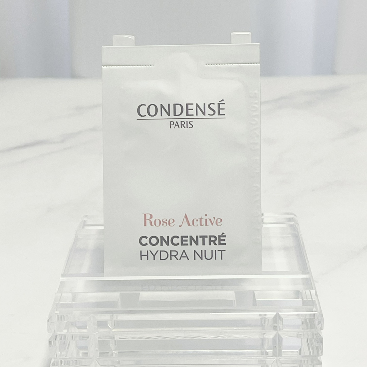 【10片30ml专柜价680】珂蒂丝夜间保湿水润精华3ml小样瑰蜜精华