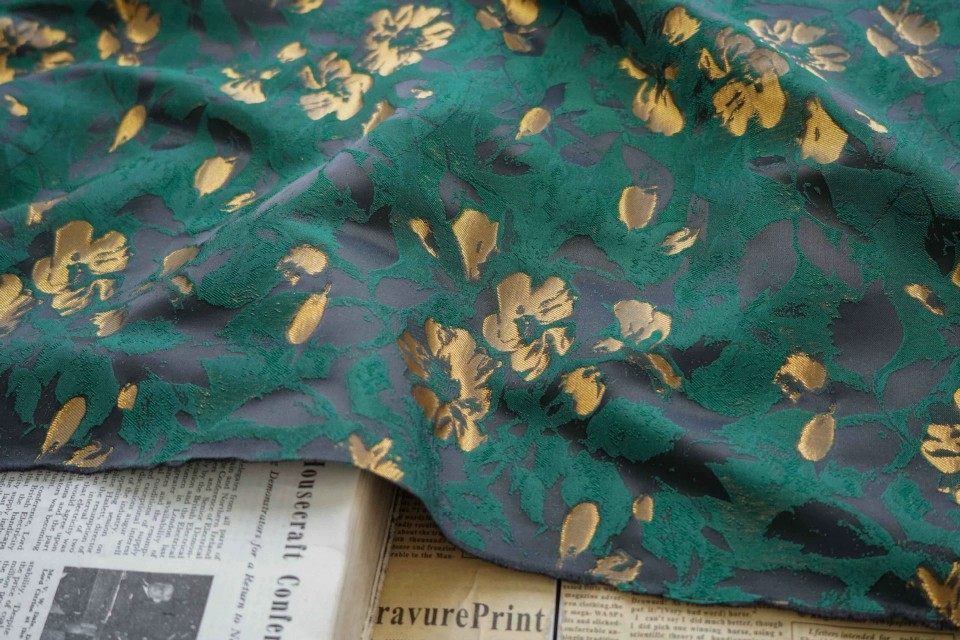 复古绿金丝女装柔软花朵茶歇连衣裙色织面料春秋轻薄外套装饰布料