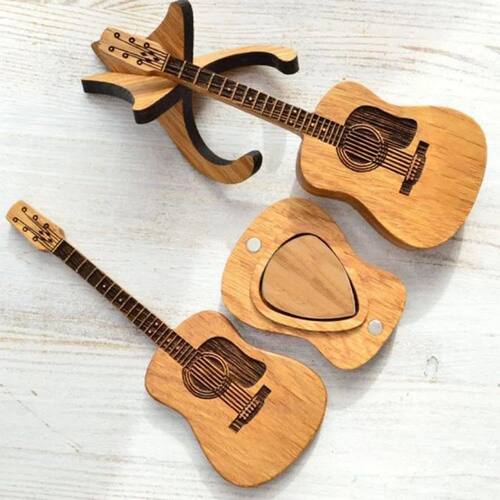 Personalized Wooden Guitar Pick Box with Standard 3 Pcs Engr