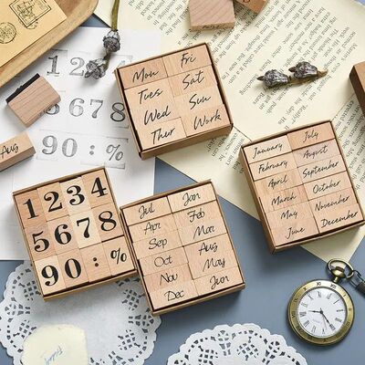 7-12pcs wooden stamps with English letters of week and month