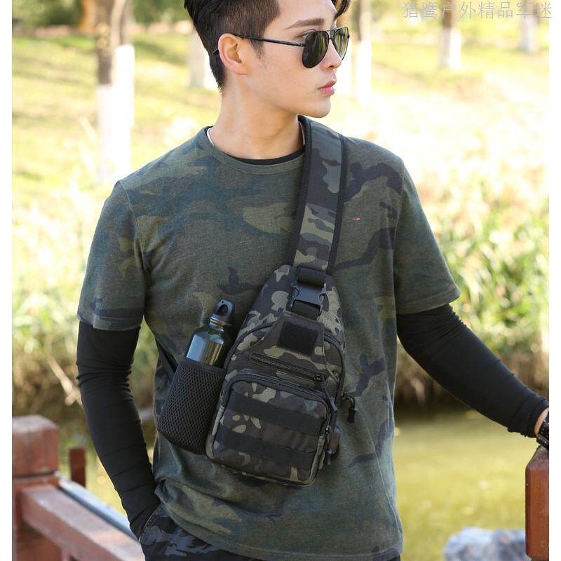 胸包男士单肩斜挎包新款户外路亚战术背包钢珠多功能腰包男弹直发