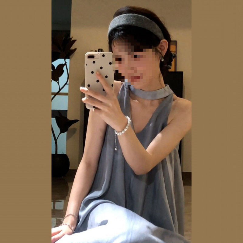 挂脖吊带连衣裙海边度假