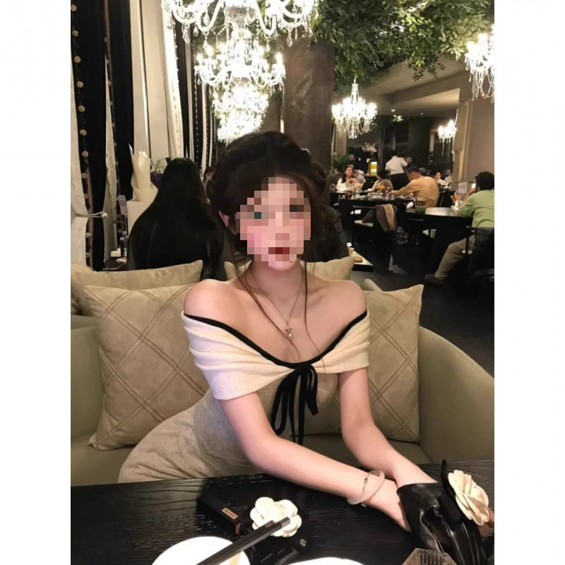法式白色一字肩连衣裙女
