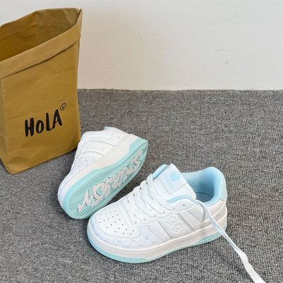 韩版超火爆款厚底冰蓝色板鞋女