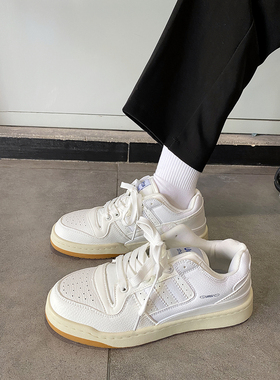 鞋子男港风小众潮流板鞋情侣复古百搭小白鞋2025春款运动休闲鞋女