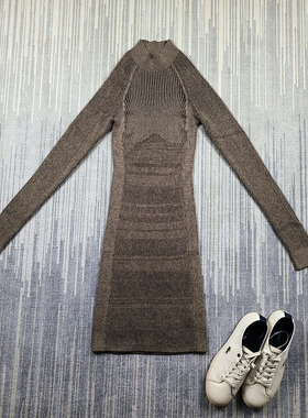 4351 C家 大弹力秋冬针织连衣裙 立领设计 约会短裙 显瘦舒适裙子