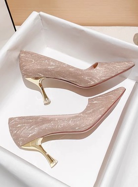 香槟金银色高跟鞋女2025年新款细跟设计感小众婚鞋秀禾婚纱两穿