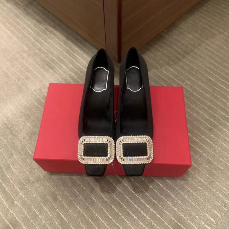 新高版方头高跟鞋粗跟浅口粗跟丝绸缎婚鞋中跟方扣水钻春单鞋女,女鞋,浅口单鞋,淘宝优惠券,粉丝福利购,淘宝优惠卷