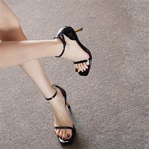 一字带细跟方头金跟凉鞋2024新款