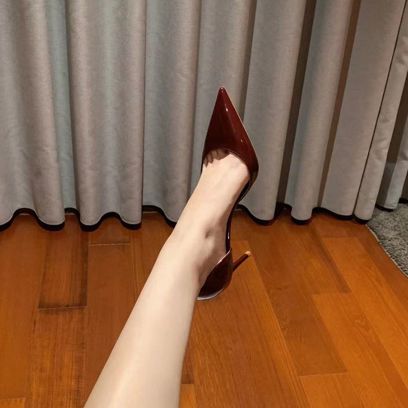 细跟侧空尖头浅口高跟鞋2025新款