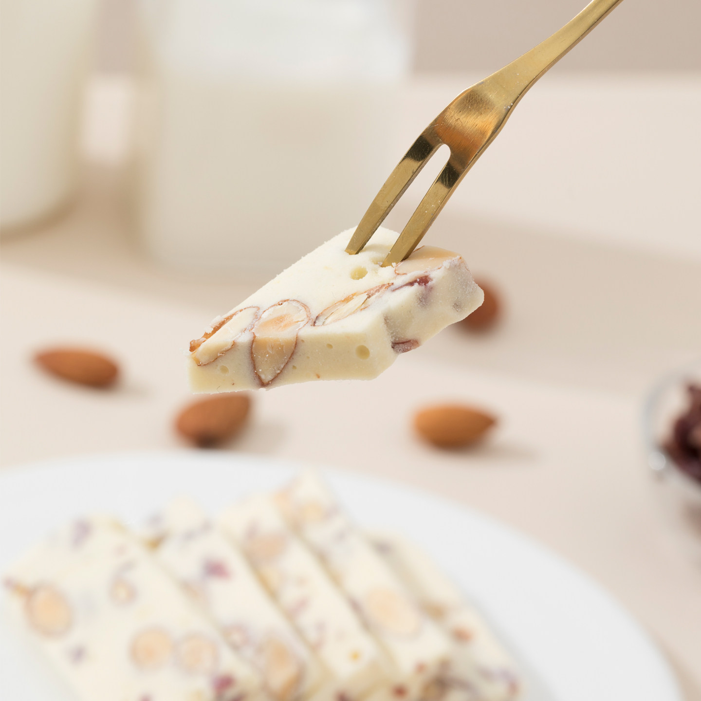 竹移轩 蔓越莓干巴旦木奶糕牛轧软糖坚果水果奶恋手工甜茶点120g