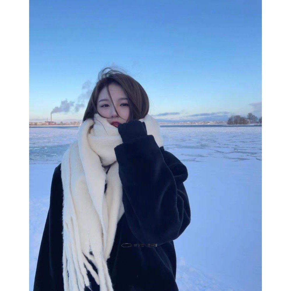 纯色加厚大围巾女士秋冬季2025新款韩版冬天学生百搭披肩围脖白色