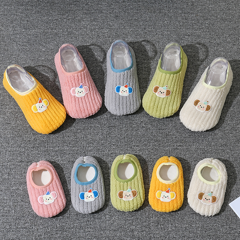 秋冬加绒男童女童地板袜套加厚底