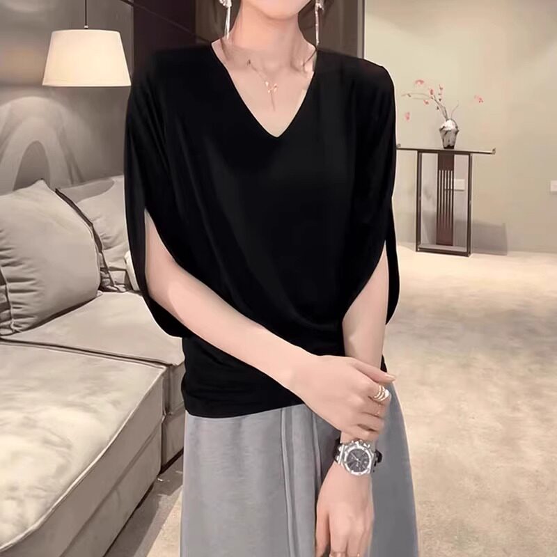 大码女装2026新款夏季休闲上衣纸片人穿搭胖MM蝙蝠袖V领短袖T恤女