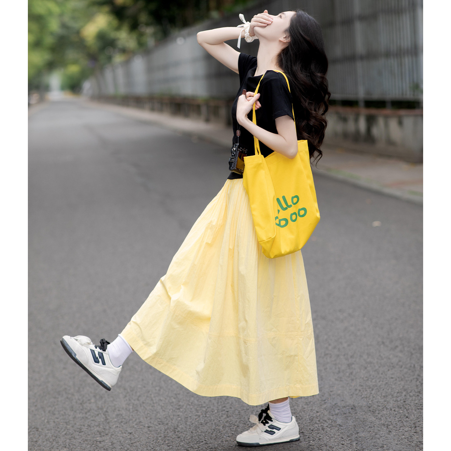 黄色韩版半身裙女2026夏季新款通勤微弹高腰中长款松紧腰a字伞裙