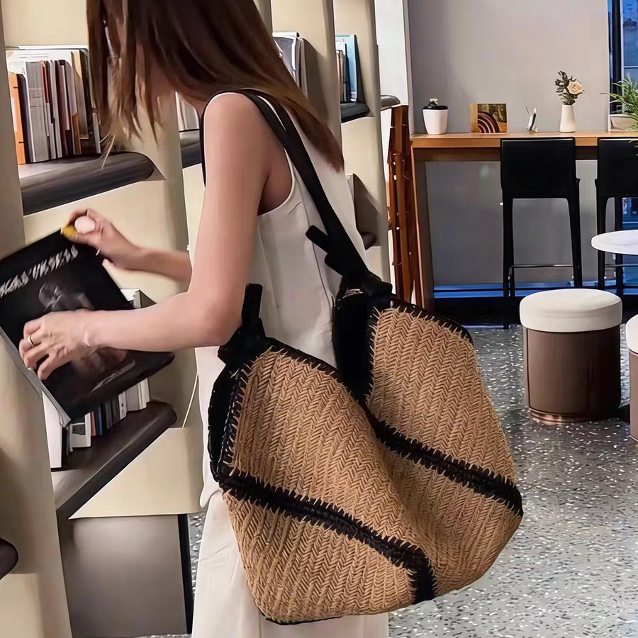 松驰感大容量拉菲草手工草编托特包女2026新款度假风时尚单肩大包