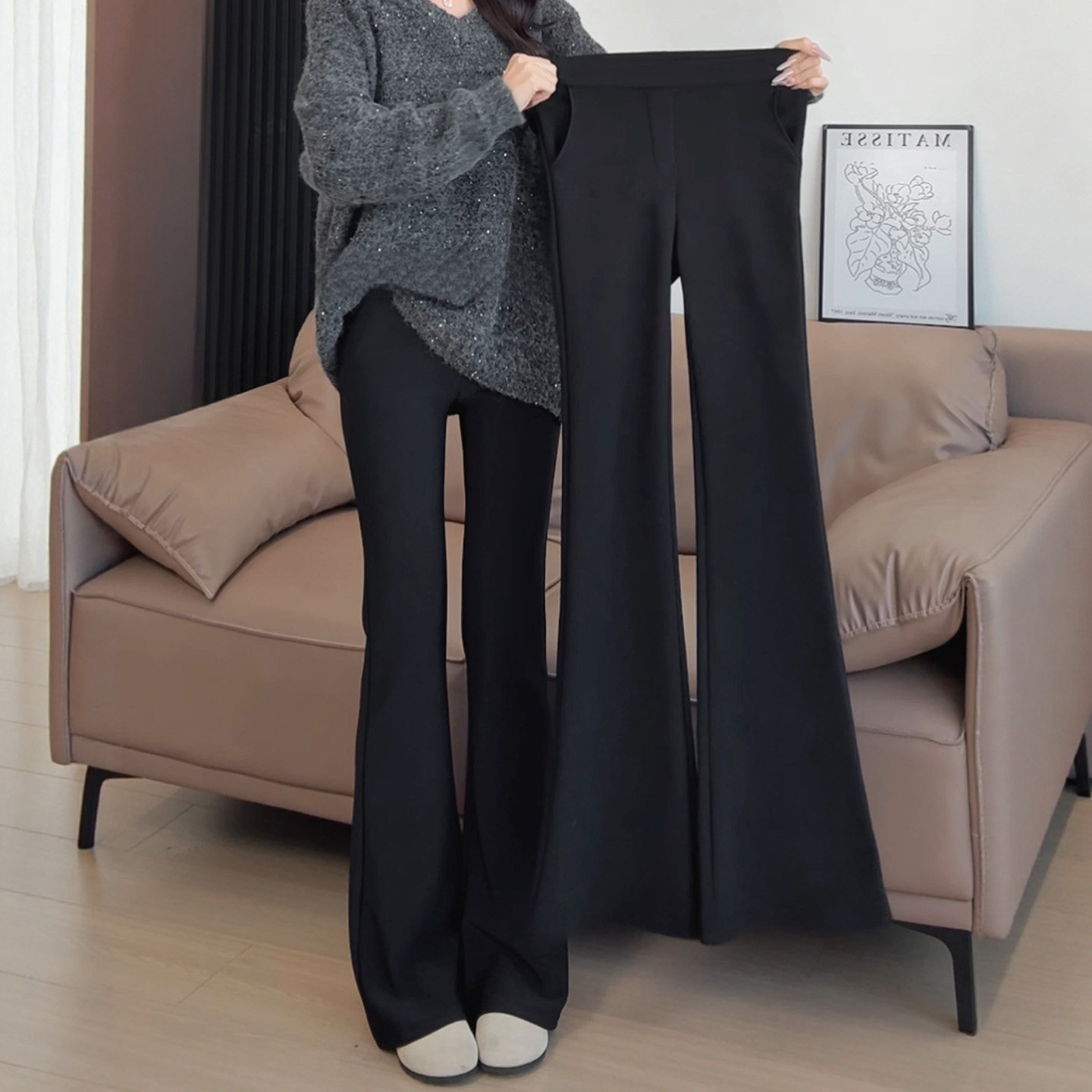 黑色微喇裤女裤子2026新款春夏大码胖mm小个子高腰显瘦西装喇叭裤