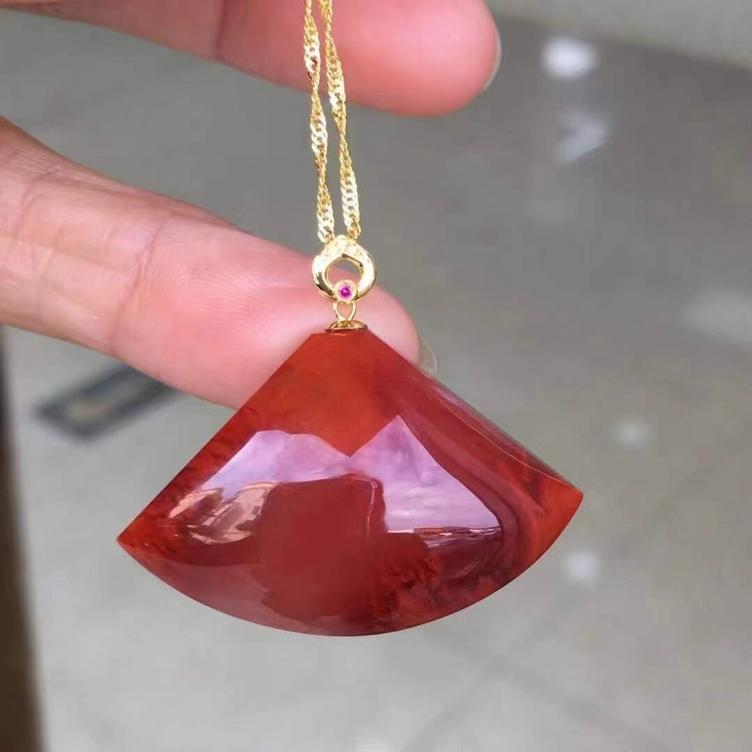 原矿天然南红玛瑙玫瑰花飘火焰纹平安扇吊坠18k金镶挂坠本命年潮