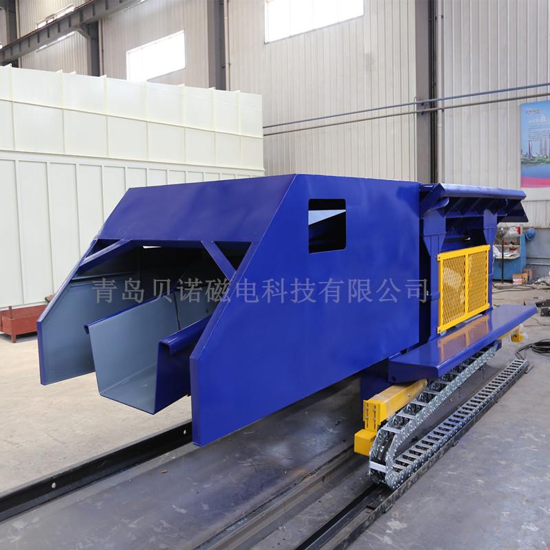 ZDLC系列纵向运行电炉振动加料车 中频炉上料机 价格冶金专用