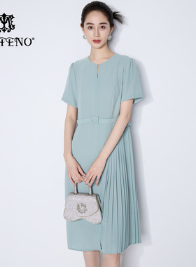 马天奴2025夏季新款绿色圆领短袖连衣裙子压褶拼接收腰配腰带气质