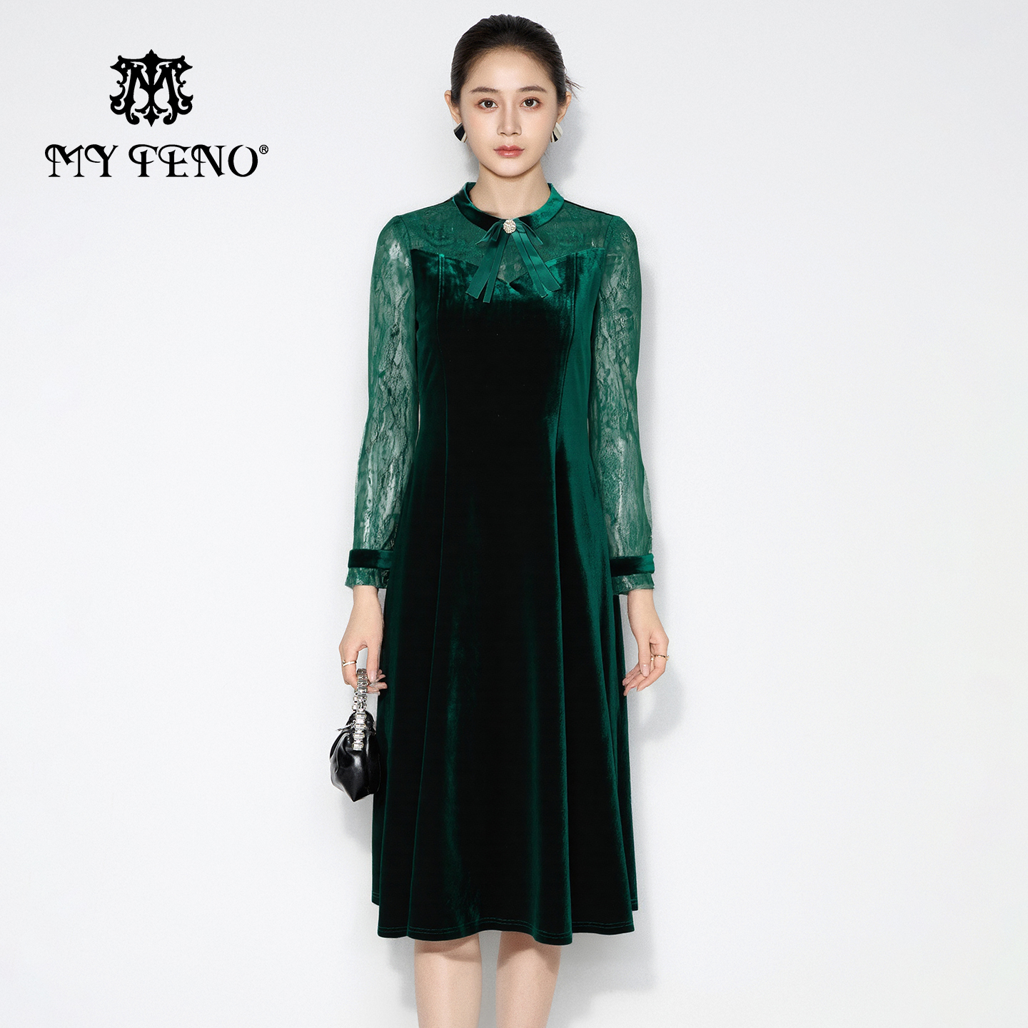 马天奴绿色丝绒拼接收腰连衣裙